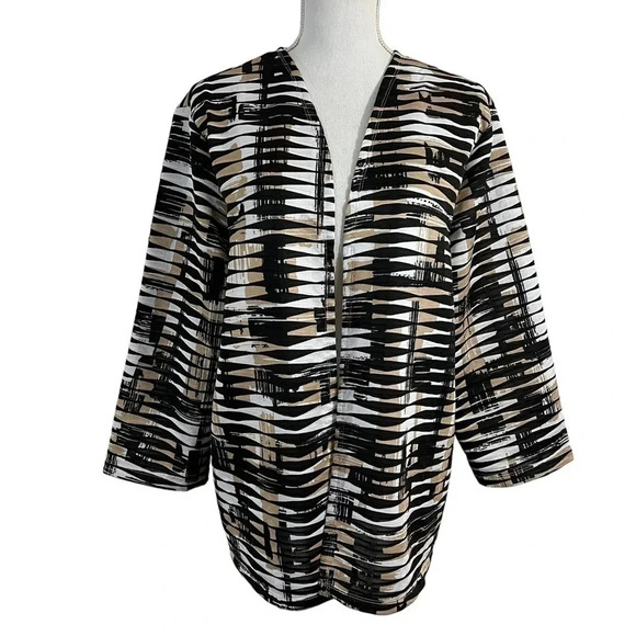 Shrug Cardigan Sweater Striped Tribal Black White Tan Neutral 3/4 Sleeve Stretch - Picture 1 of 8